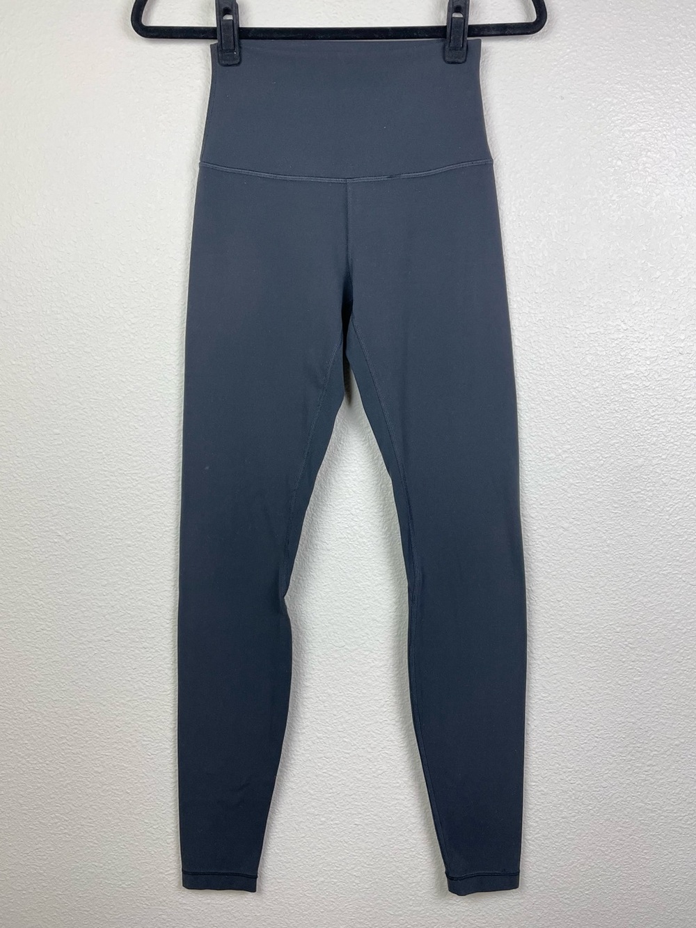 Lululemon Women's 4 Black Align Pant 28" Nulu Highwaisted Leggings Athletic Gym - Picture 2 of 16
